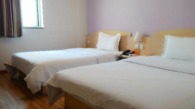 7Days Inn Changsha Wuyi Avenue Yunajialing Metro Station Exterior foto