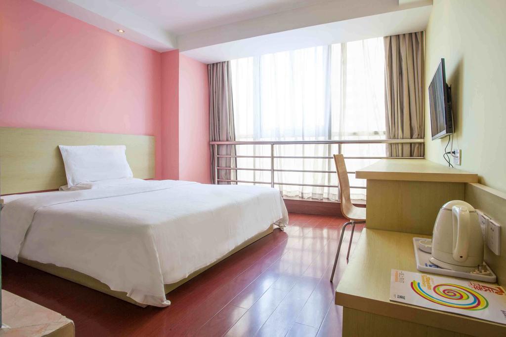 7Days Inn Changsha Wuyi Avenue Yunajialing Metro Station Quarto foto